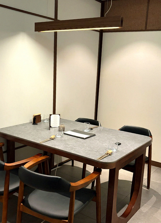 GOWOOGA Gangnam·Yeoksam · a private dining room — every table is a private room