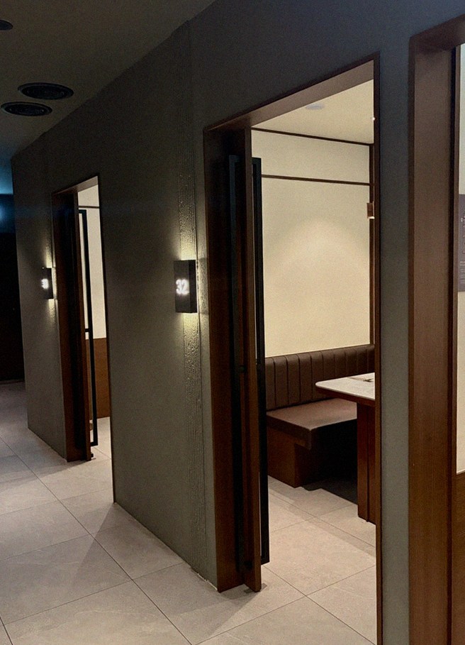 GOWOOGA Gangnam·Yeoksam · a private dining room — every table is a private room