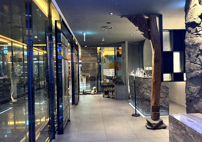 고우가 역삼점 강남 · 강남 한우오마카세 강남 룸식당 · 전 좌석 프라이빗 룸 내부 분위기