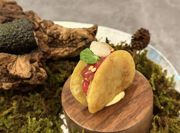 고우가 역삼점 강남 · 강남 한우오마카세 강남 룸식당 · 신선한 한우 육회