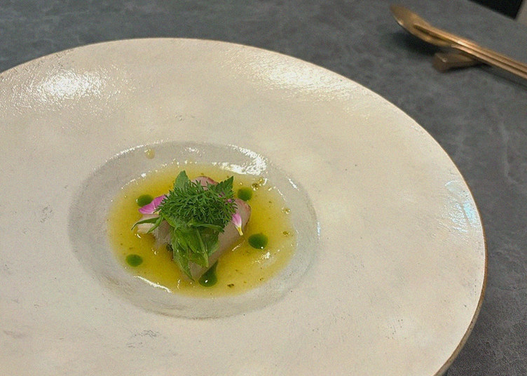 고우가 역삼점 강남 · 강남 한우오마카세 강남 룸식당 · 한 접시씩 정성껏 플레이팅된 한우 코스 요리