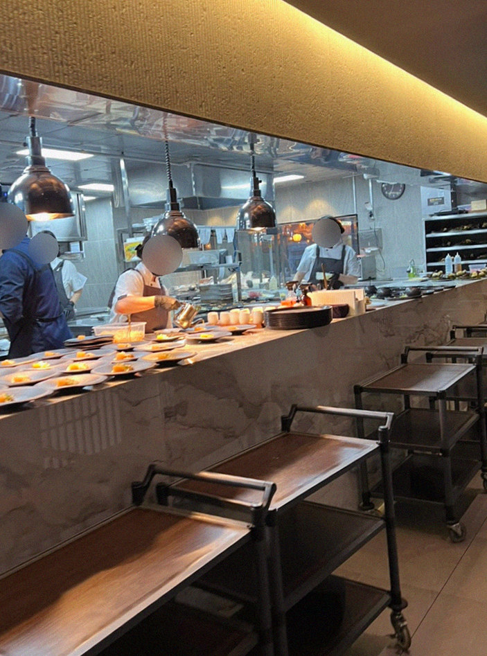 고우가 역삼점 강남 · 강남 한우오마카세 강남 데이트코스 · 한 상 가득 차려진 한우 오마카세 코스