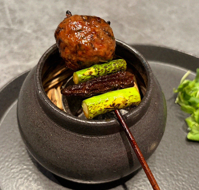 고우가 역삼점 강남 · 강남 한우오마카세 강남 데이트코스 · 한 접시씩 정성껏 플레이팅된 한우 코스 요리