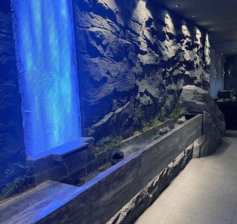 GOWOOGA Gangnam·Yeoksam · a private dining room — every table is a private room