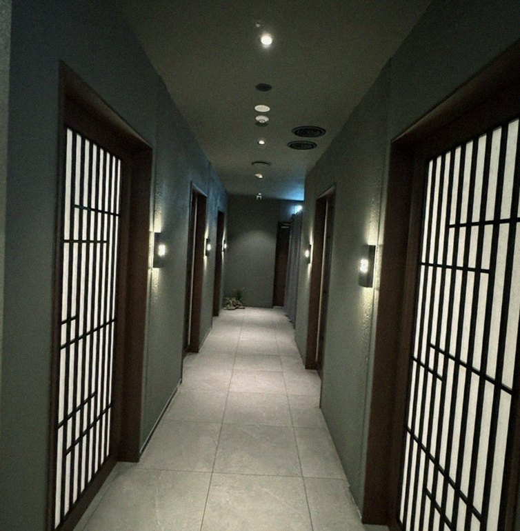 GOWOOGA Gangnam·Yeoksam · a private dining room — every table is a private room
