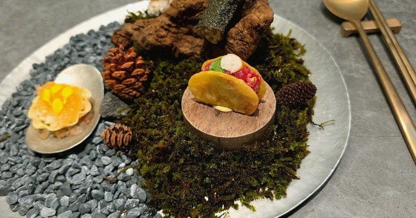 고우가 역삼점 강남 · 강남 한우오마카세 강남 룸식당 · 한 접시씩 정성껏 플레이팅된 한우 코스 요리