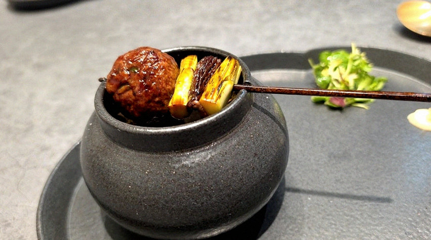 고우가 역삼점 강남 · 강남 한우오마카세 강남 룸식당 · 한 접시씩 정성껏 플레이팅된 한우 코스 요리