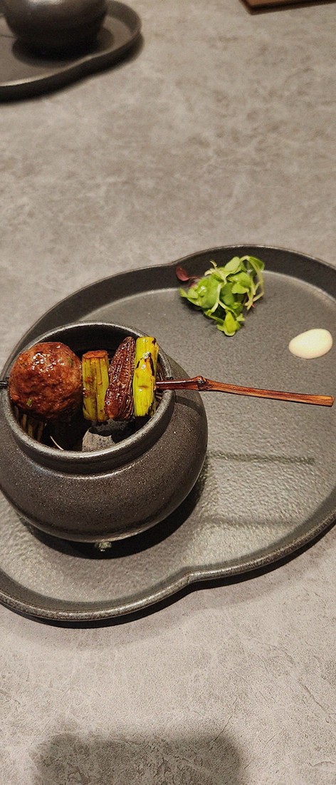 고우가 역삼점 강남 · 강남 한우오마카세 강남 룸식당 · 한 접시씩 정성껏 플레이팅된 한우 코스 요리