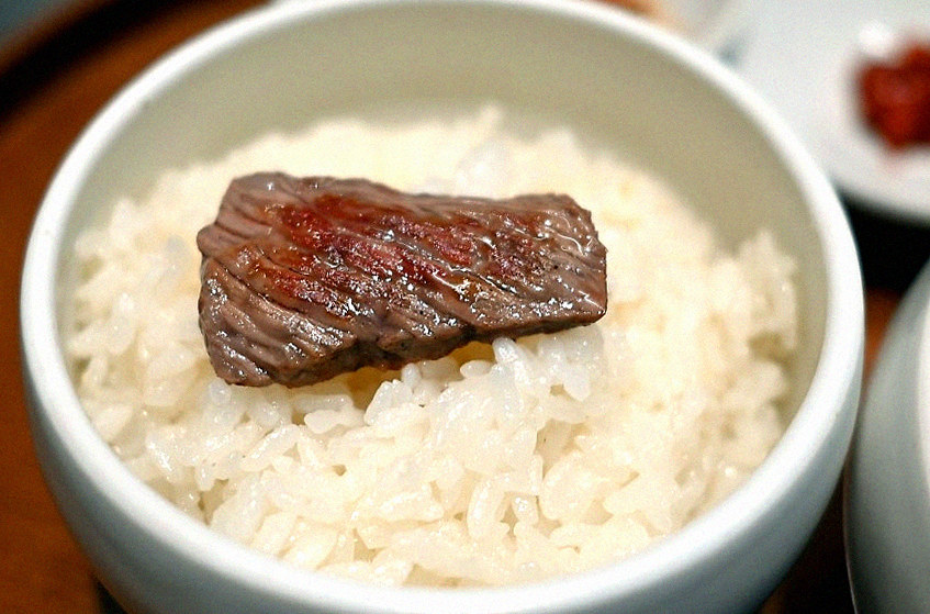 GOWOOGA Gangnam·Yeoksam · 食事コースとお供