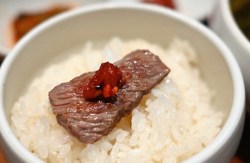 GOWOOGA Gangnam·Yeoksam · 食事コースとお供