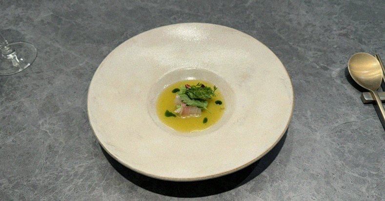 GOWOOGA Gangnam·Yeoksam · a plated course of Hanwoo beef