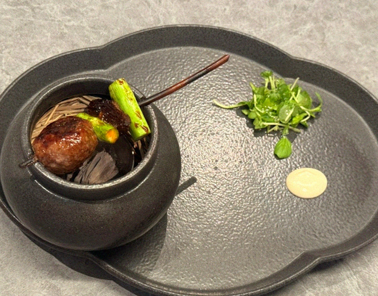 고우가 역삼점 강남 · 강남 한우오마카세 강남 룸식당 · 한 접시씩 정성껏 플레이팅된 한우 코스 요리