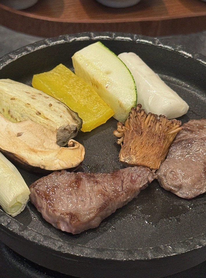고우가 역삼점 강남 · 강남 한우오마카세 강남 룸식당 · 비장탄 그릴 위에서 익어가는 한우