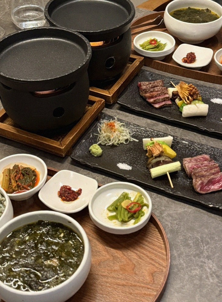 GOWOOGA Yeouido · 彩り豊かなおかず(バンチャン)