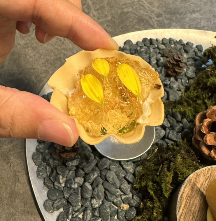 고우가 여의도점 · 여의도 룸식당 더현대서울 맛집 · 신선한 한우 육회
