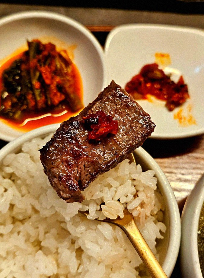 고우가 여의도점 · 여의도 룸식당 여의도 상견례 · 마블링이 살아있는 프리미엄 한우 쇼잉
