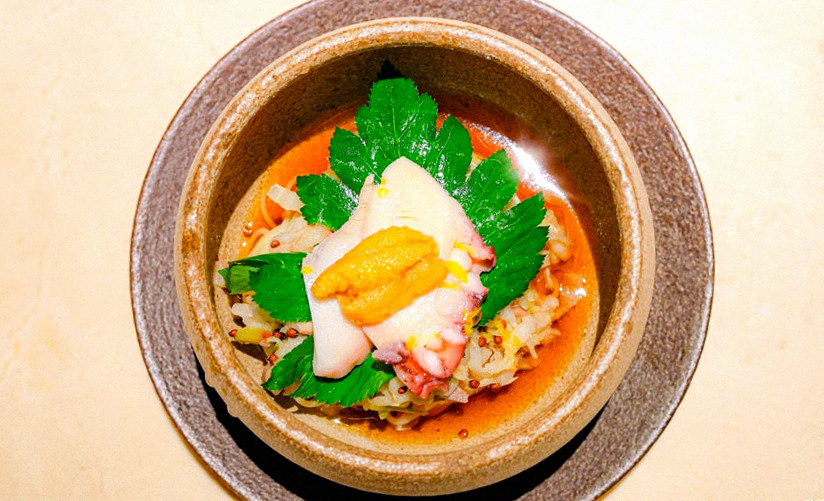 우아라 광화문점 · 광화문 한우오마카세 광화문 룸식당 · 신선한 한우 육회