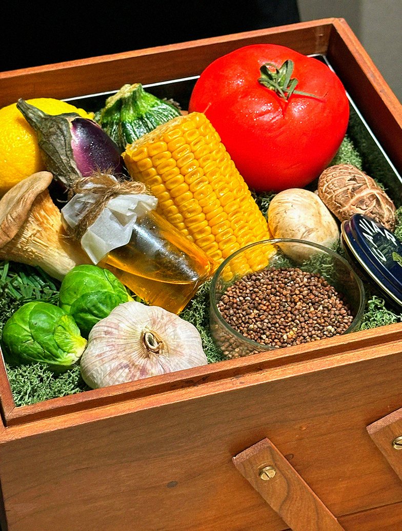 WOOARA Gwanghwamun · the signature Hanwoo showing — marbled beef cuts and caviar presented in a display chest