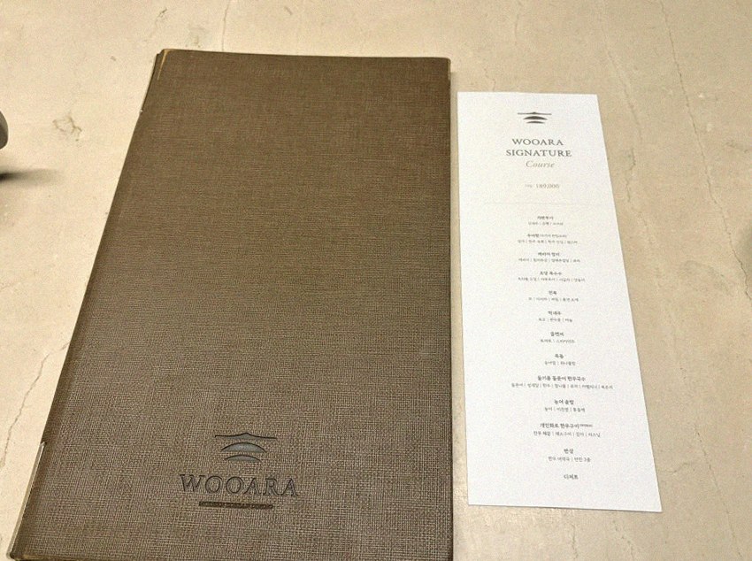 WOOARA Gwanghwamun · コースメニュー