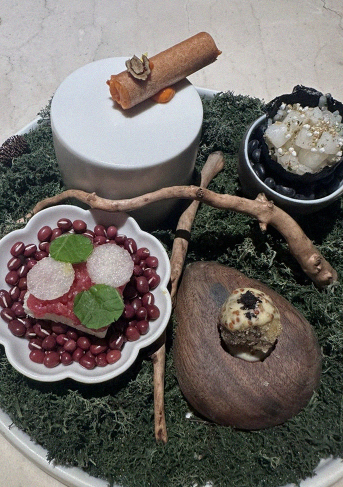 WOOARA Gwanghwamun · dessert to close the omakase