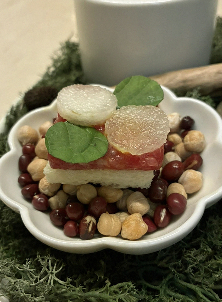 우아라 광화문점 · 광화문 한우오마카세 광화문 룸식당 · 코스를 마무리하는 디저트