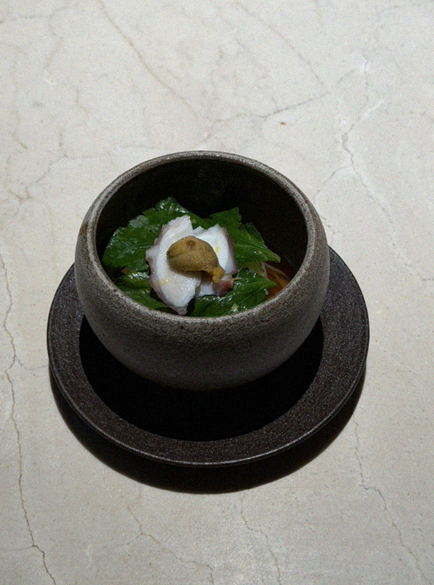 WOOARA Gwanghwamun · fresh Hanwoo beef tartare (yukhoe)