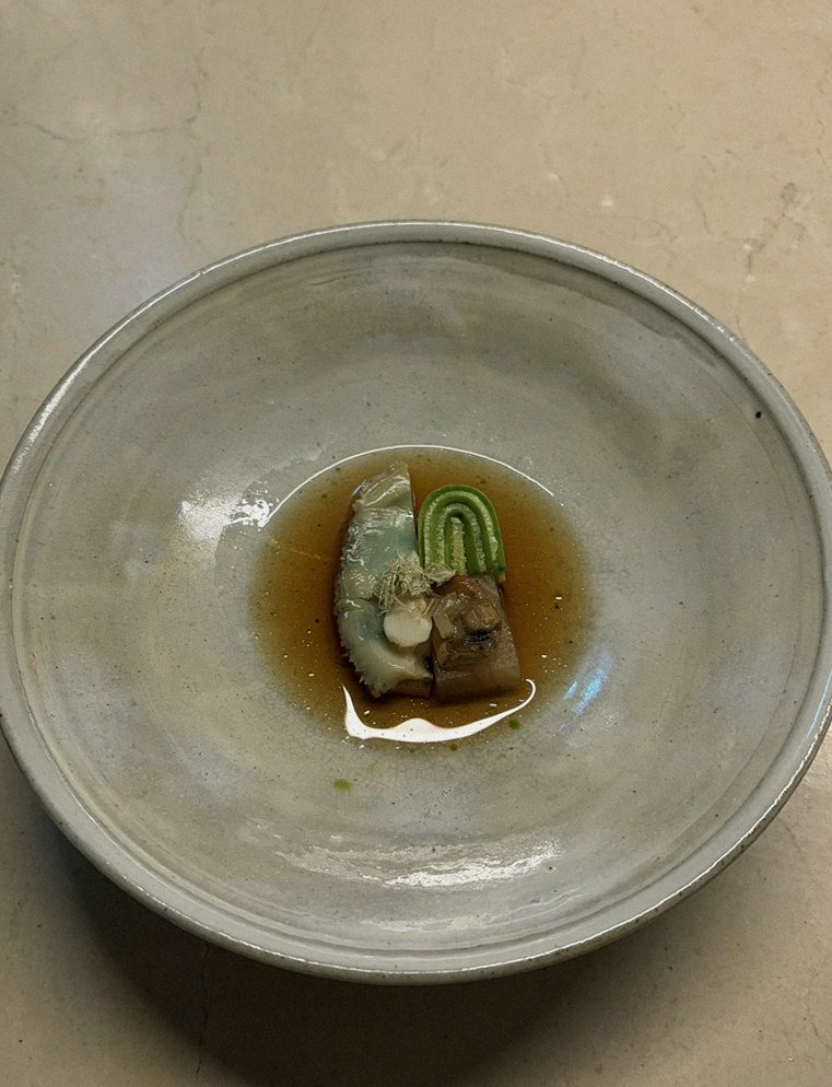 WOOARA Gwanghwamun · a plated course of Hanwoo beef