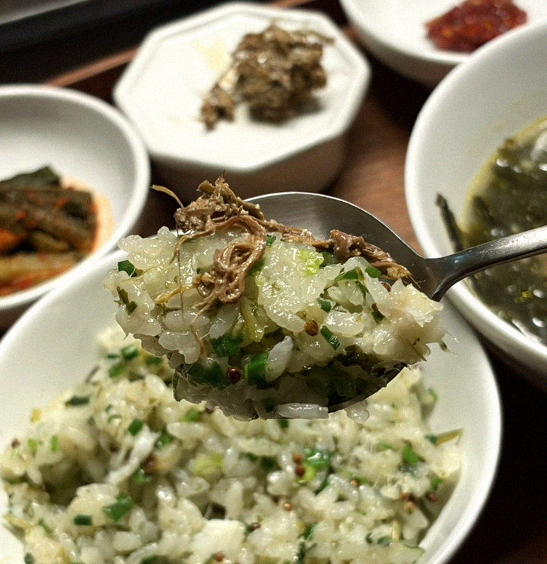 WOOARA Yeouido · 彩り豊かなおかず(バンチャン)