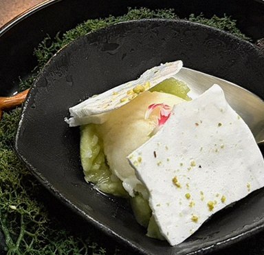 WOOARA Yeouido · 食事コースとお供