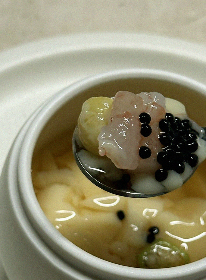 우아라 여의도점 · 여의도 룸식당 여의도 맛집 · 따뜻하게 마무리하는 국물 요리