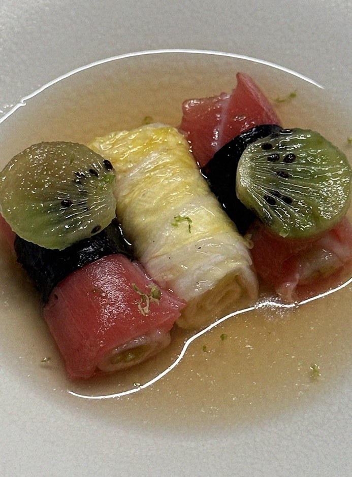 우아라 여의도점 · 여의도 룸식당 여의도 맛집 · 식사 코스와 곁들임