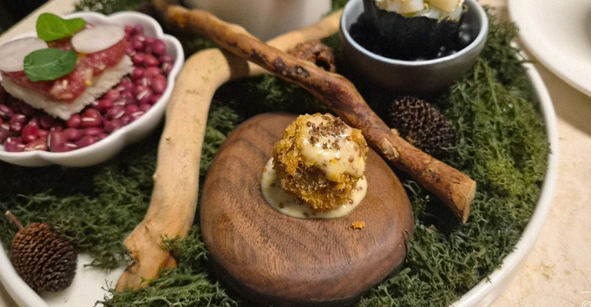 우아라 여의도점 · 여의도 룸식당 여의도 맛집 · 신선한 한우 육회