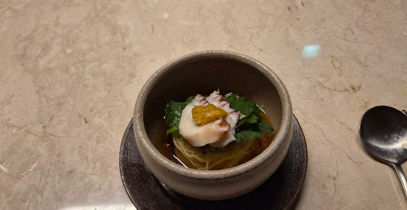 우아라 여의도점 · 여의도 룸식당 여의도 맛집 · 신선한 한우 육회