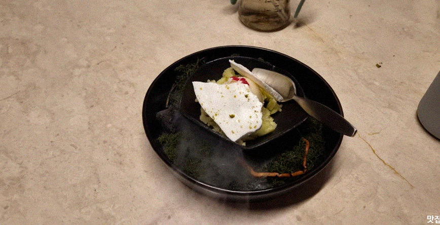 우아라 여의도점 · 여의도 룸식당 여의도 맛집 · 신선한 한우 육회