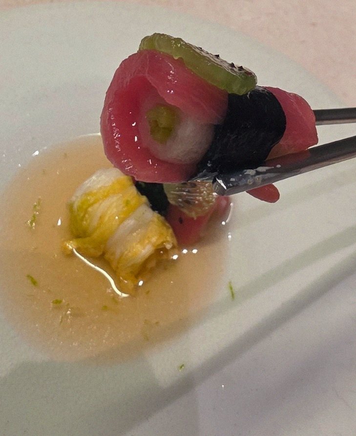 WOOARA Yeouido · a plated course of Hanwoo beef