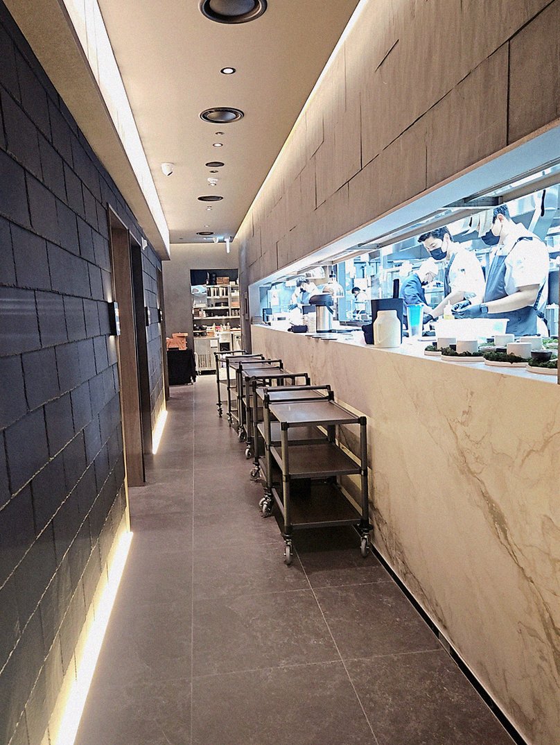 우아라 여의도점 · 여의도 룸식당 여의도 맛집 · 전 좌석 프라이빗 룸 내부 분위기