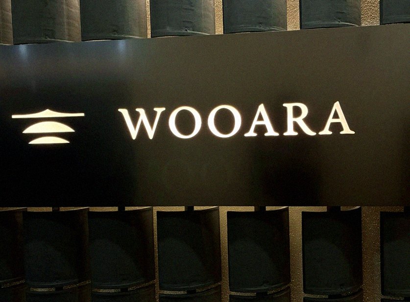 WOOARA Yeouido · restaurant entrance and signage