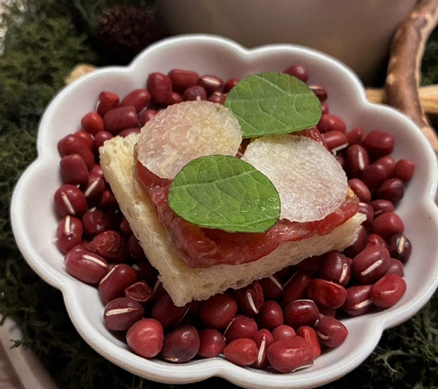 WOOARA Yeouido · fresh Hanwoo beef tartare (yukhoe)