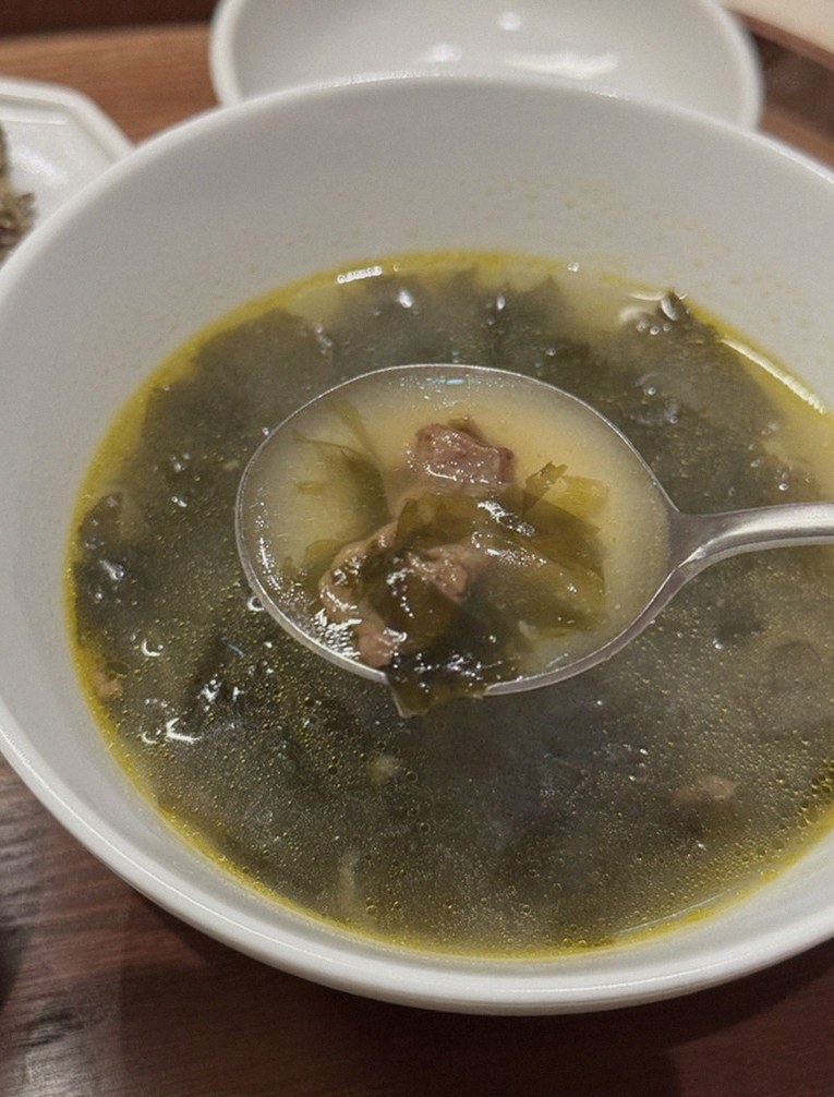 우아라 여의도점 · 여의도 룸식당 여의도 맛집 · 따뜻하게 마무리하는 국물 요리