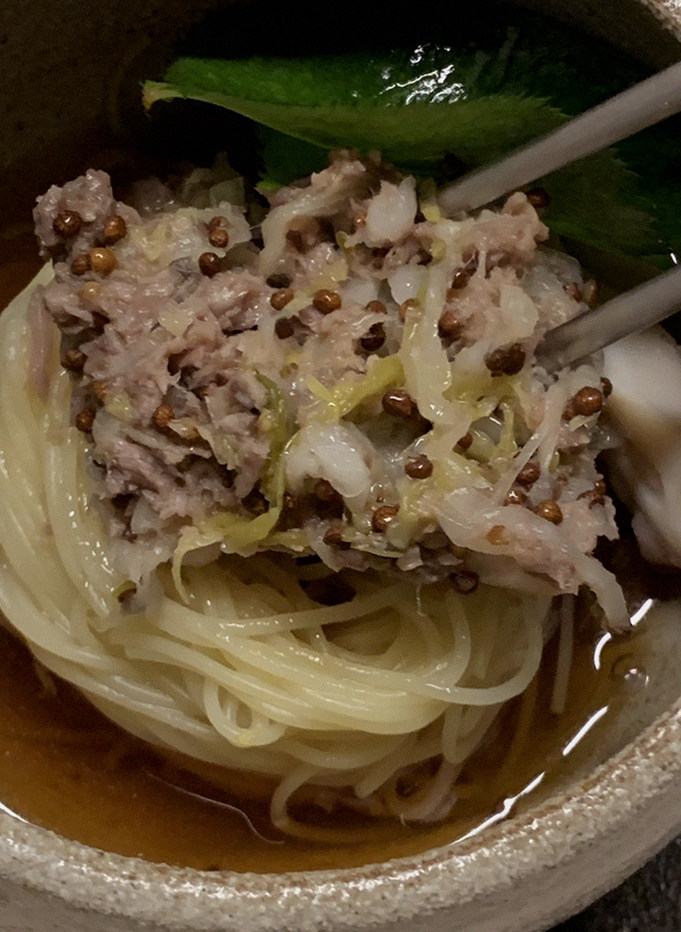 우아라 여의도점 · 여의도 룸식당 여의도 맛집 · 따뜻하게 마무리하는 국물 요리