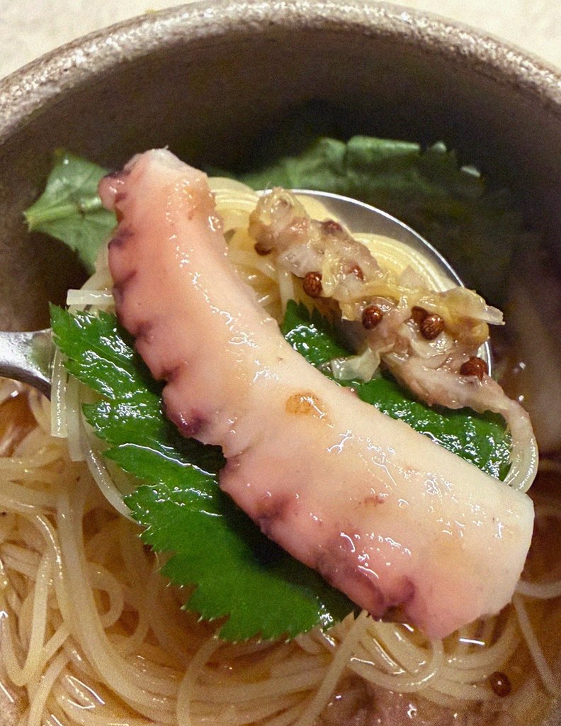 우아라 여의도점 · 여의도 룸식당 여의도 맛집 · 코스에 곁들여지는 해산물 요리
