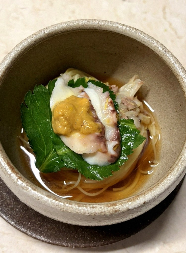 WOOARA Yeouido · 新鲜韩牛生拌牛肉