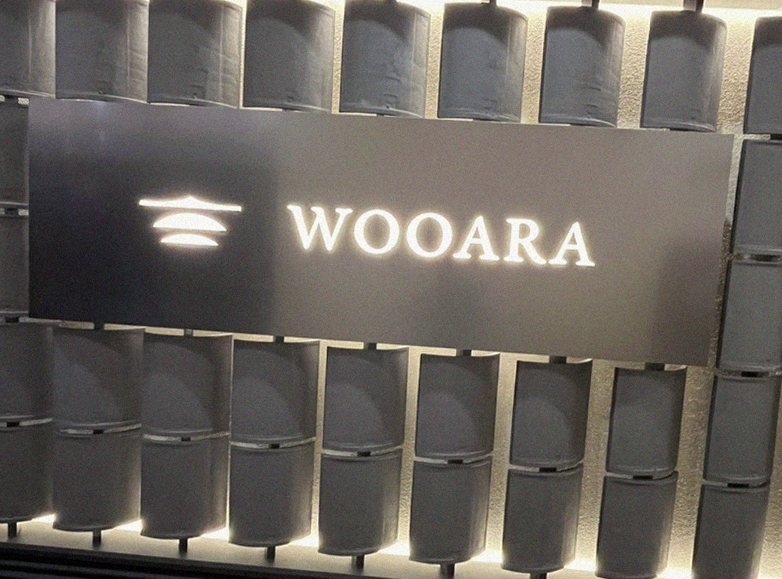 WOOARA Yeouido · restaurant entrance and signage