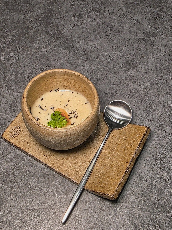 우하나 종각역점 · 종각 맛집 한우오마카세 · 따뜻하게 마무리하는 국물 요리