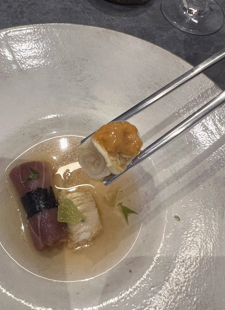 WOOHANA Jonggak · コースに添えられる海鮮料理