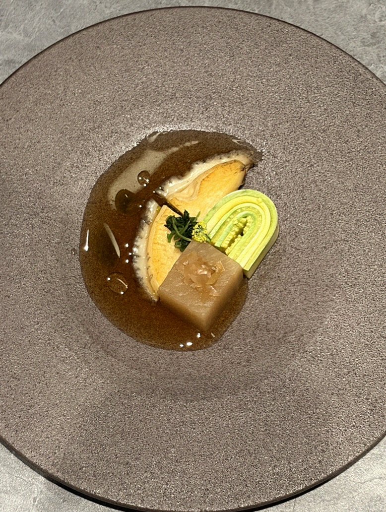 우하나 종각역점 · 광화문 맛집 종각 맛집 · 한 접시씩 정성껏 플레이팅된 한우 코스 요리