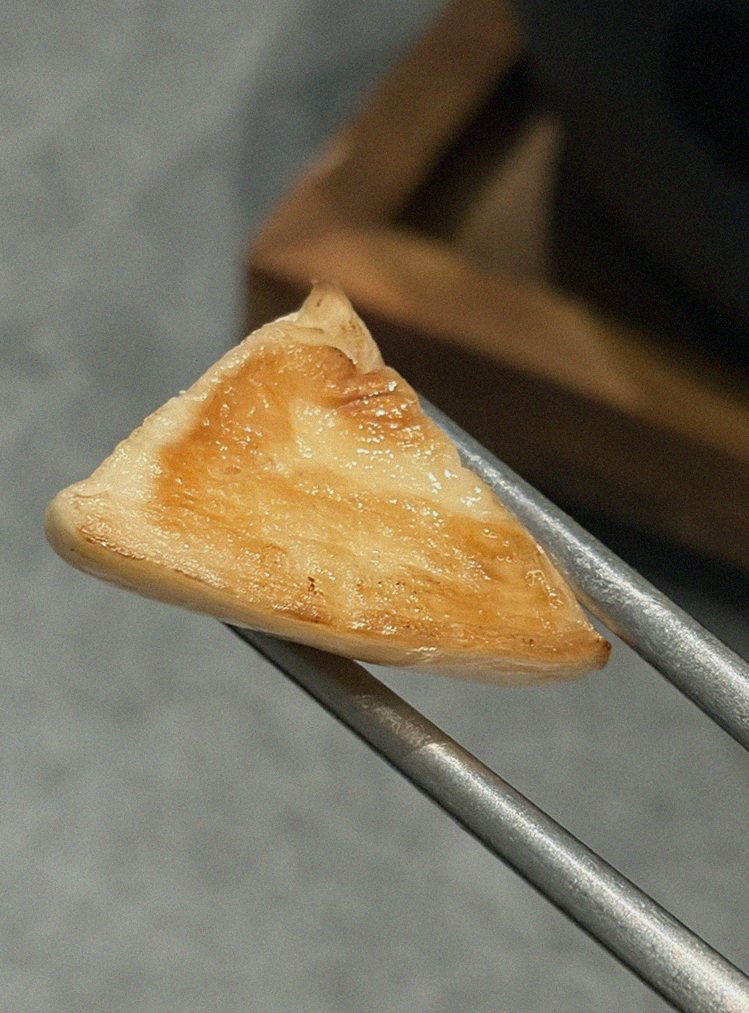 우하나 종각역점 · 광화문 맛집 종각 맛집 · 비장탄 그릴 위에서 익어가는 한우