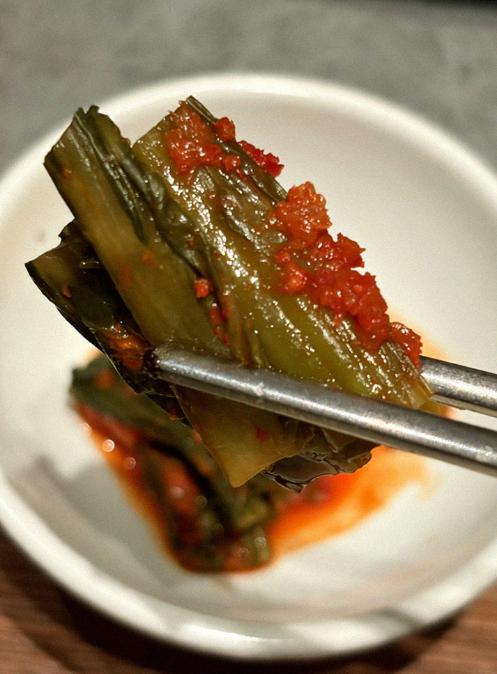 우하나 종각역점 · 광화문 맛집 종각 맛집 · 정갈하게 차려진 반찬과 곁들임 찬