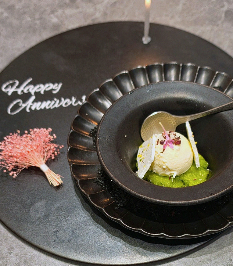 WOOHANA Jonggak · a plated course of Hanwoo beef