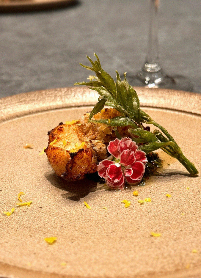 WOOHANA Jonggak · a plated course of Hanwoo beef